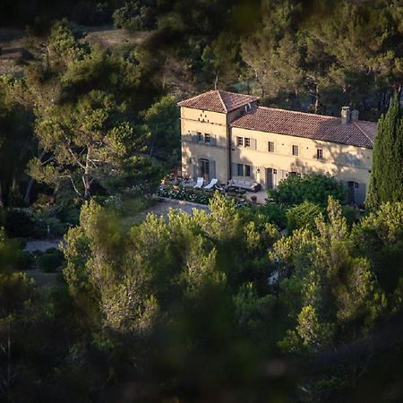 Domaine De La Tourelle Orgon Exterior foto