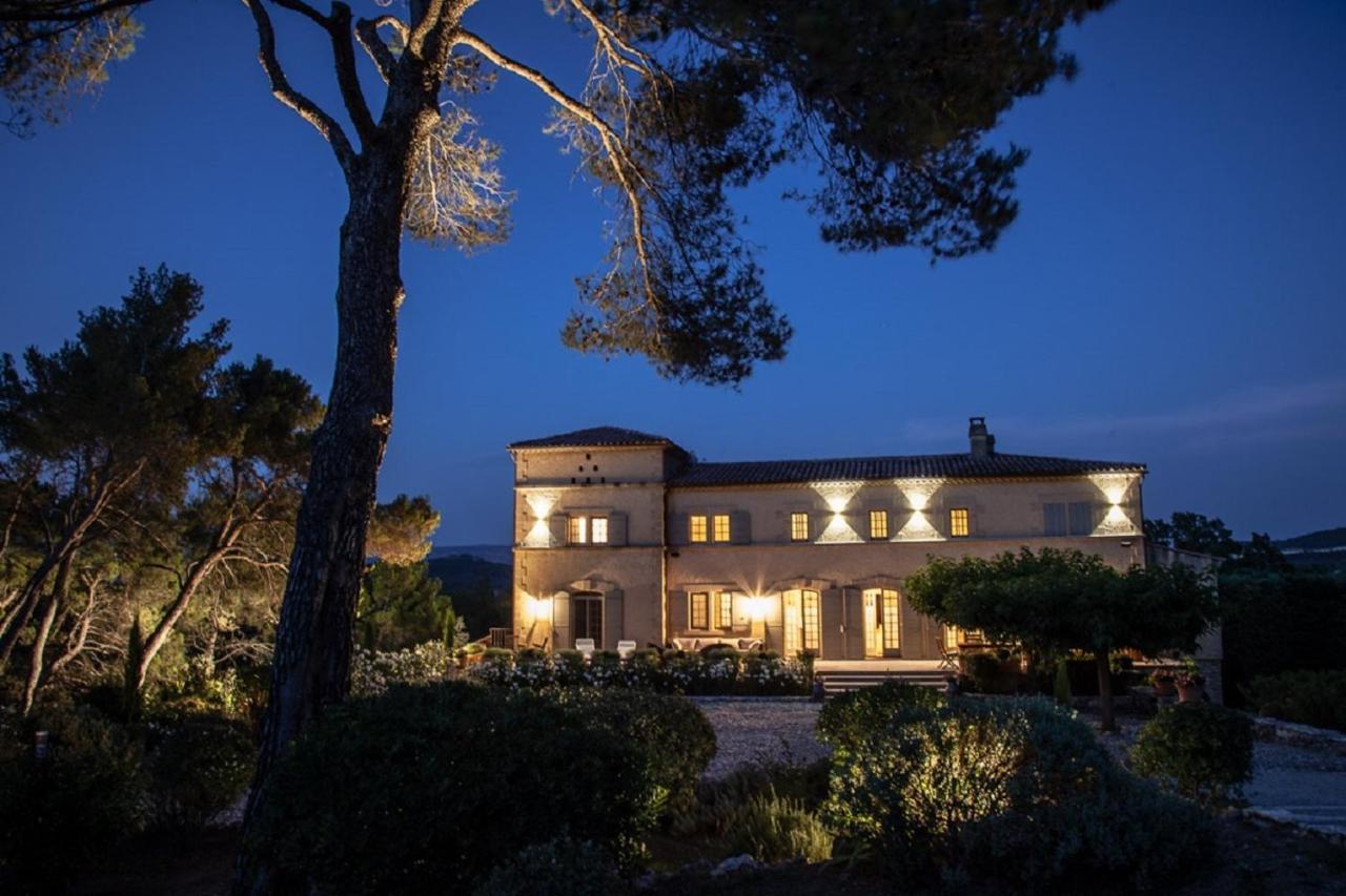 Domaine De La Tourelle Orgon Exterior foto